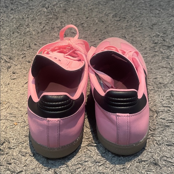 Pink adidas samba Messi - Picture 4 of 8